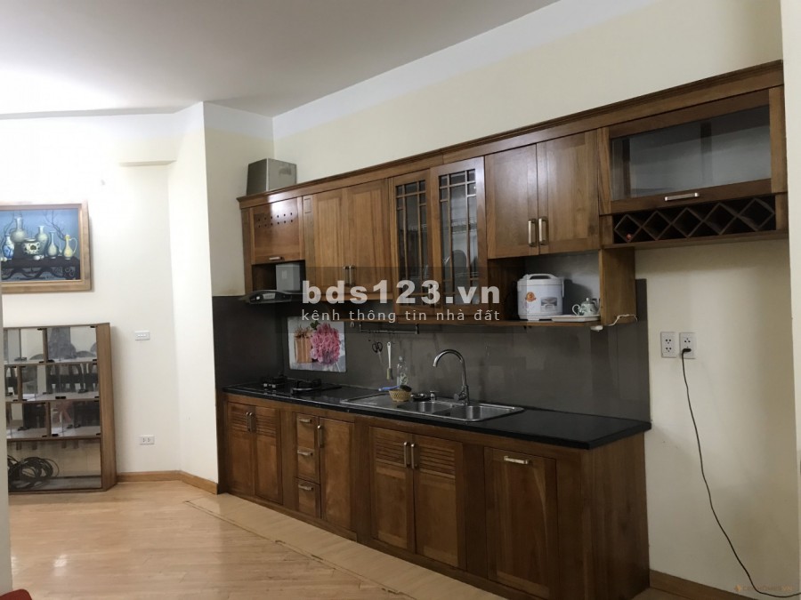 Cho thuê Chung cư 57 Vũ Trọng Phụng 2 ngủ đồ cơ bản 10 triệu/tháng. Lh 0377983070