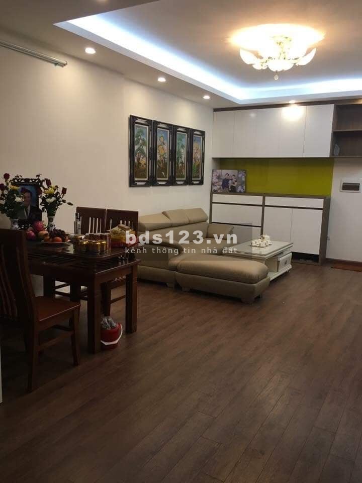 Bán gấp căn hộ CT2 Yên Nghĩa 70m2 2PN 2WC giá 1.xxx tỷ. LH: 0374.393.926