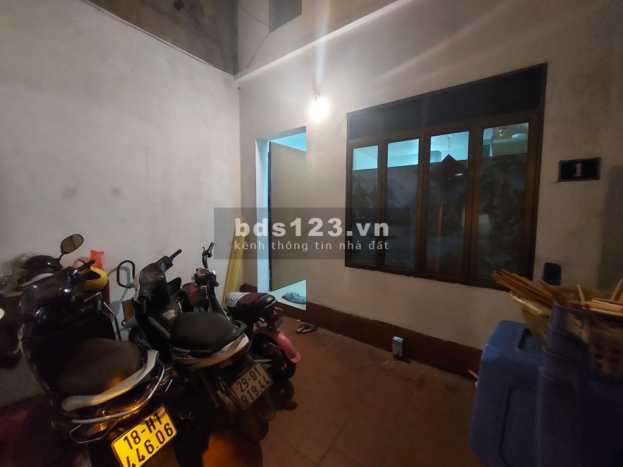 Thanh Nhàn, MT 4.2, 30m2, giá 4.1 tỷ