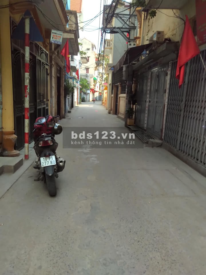 Bán nhà phố giáp nhị Hoàng mai, ôtô đỗ cửa, nhà đang hoàn thiện từng ngày, giá 4ty2