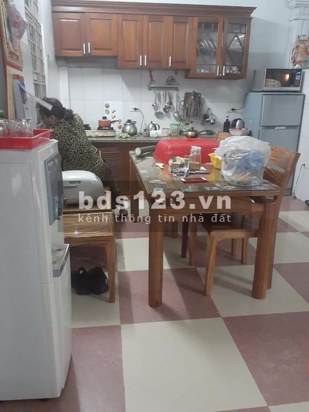 Nhà nhỉnh 3 tỷ nhận ngay sổ đổ Hà Nội 40m2, 4 tầng, mặt tiền 4m ở rộng thoáng