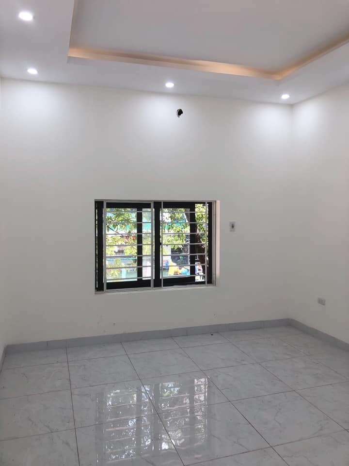 Nhà mới ở luôn Định Công Thượng 50m2, 4 tầng đúc, mt 5,5m, giá 4.7 tỷ