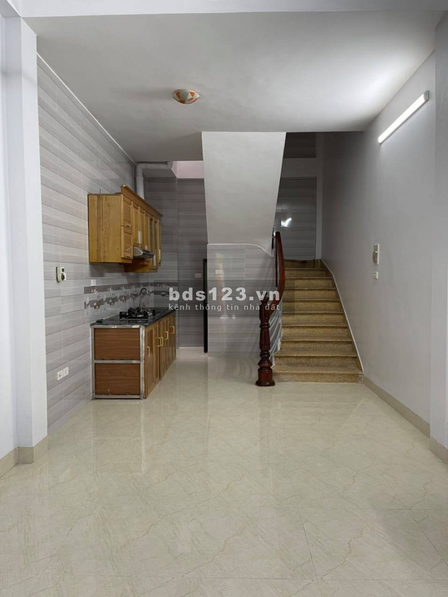 Bán nhà riêng Bùi Xương Trạch, ngõ thông, 4 tầng 33m2 nhỉnh 3 tỷ