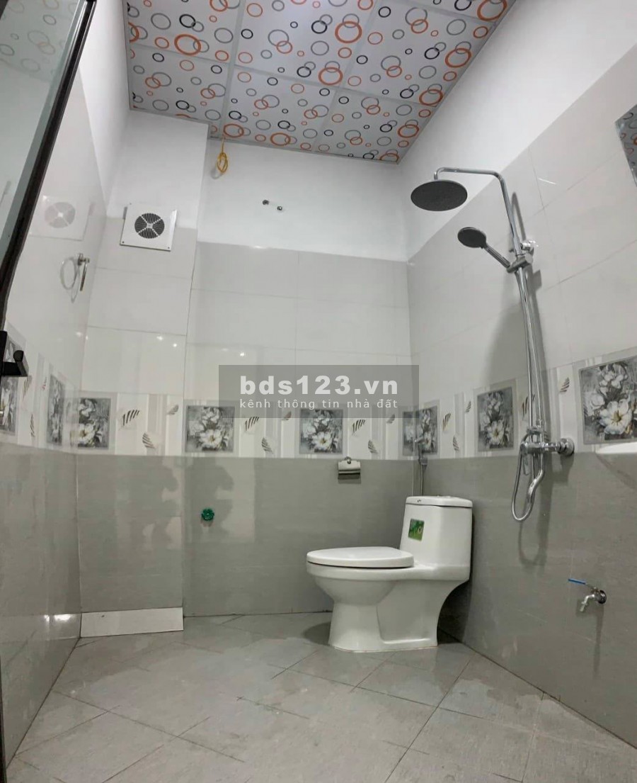Nhà đẹp ở luôn 31m 4 tầng, trung tâm quận Hà Đông nhỉnh 2 tỷ