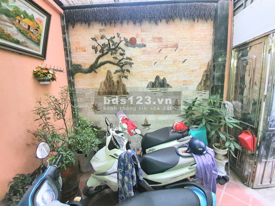 Bán nhà siêu rẻ Định Công, An sinh tuyệt vời, Chỉ 75tr/m, 41m x 4 tầng