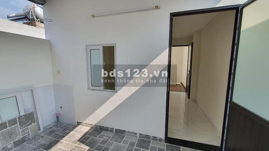 Bán nhà mới tinh Lê Quang Đạo – trung tâm Mỹ Đình, 5 tầng, giá 3.35 tỷ.