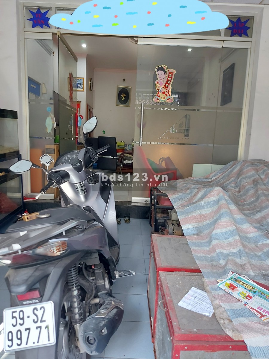 Bán Nhà Phố Trung Tâm Quận Bình Thạnh. DT: 60m2. LH: 0932155399.