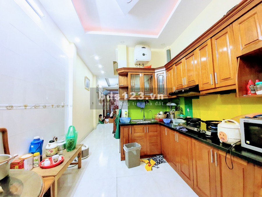 Bán nhà siêu rẻ Định Công, An sinh tuyệt vời, Chỉ 75tr/m, 41m x 4 tầng