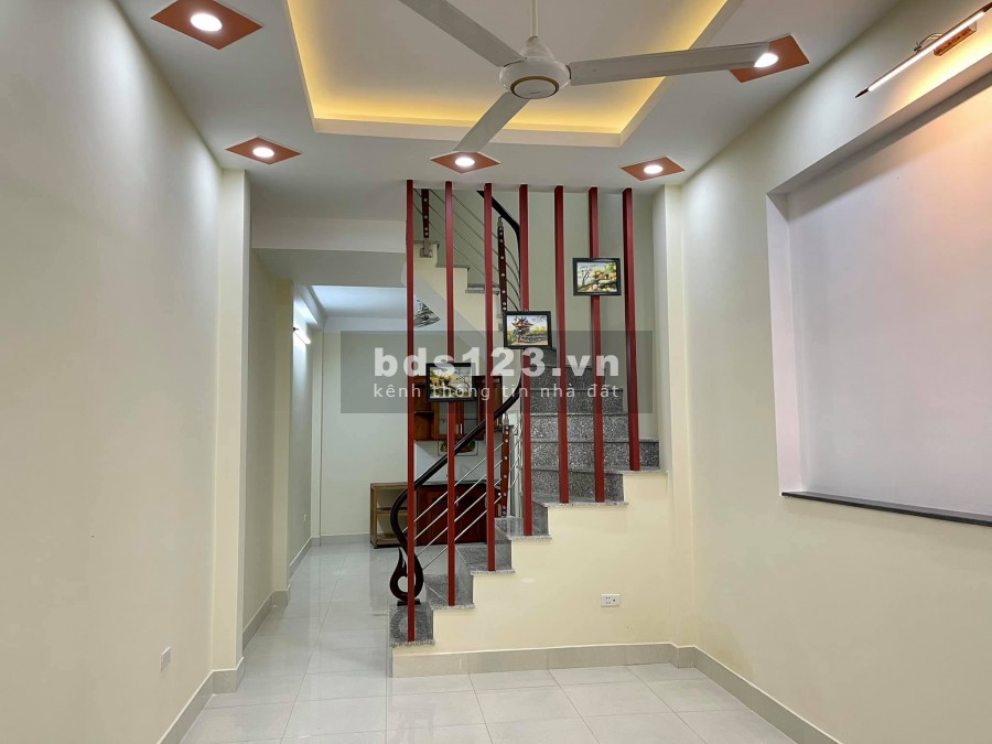 Bán nhà Mậu Lương, gần ô tô đỗ, 4 tầng 32m2 4Pn giá 2,55 tỷ