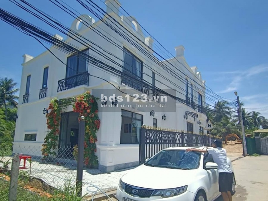 Dinh thự mini tại ngoại ô TP. Nha Trang, phong cách châu Âu, thổ cư 100%