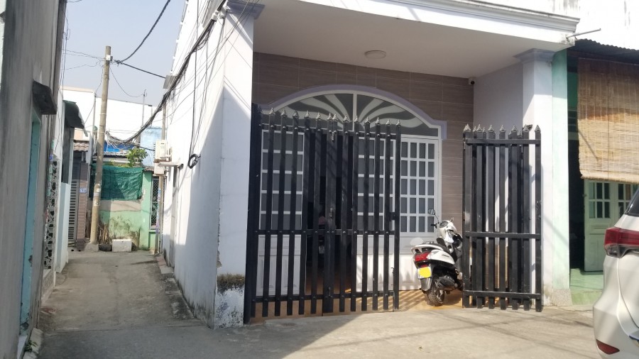 Nhà Bửu Long gần Đại Học Lạc Hồng ( cơ sở 5 ), đường xe hơi 7 chỗ vào tận nhà, 3 mặt tiền hẻm