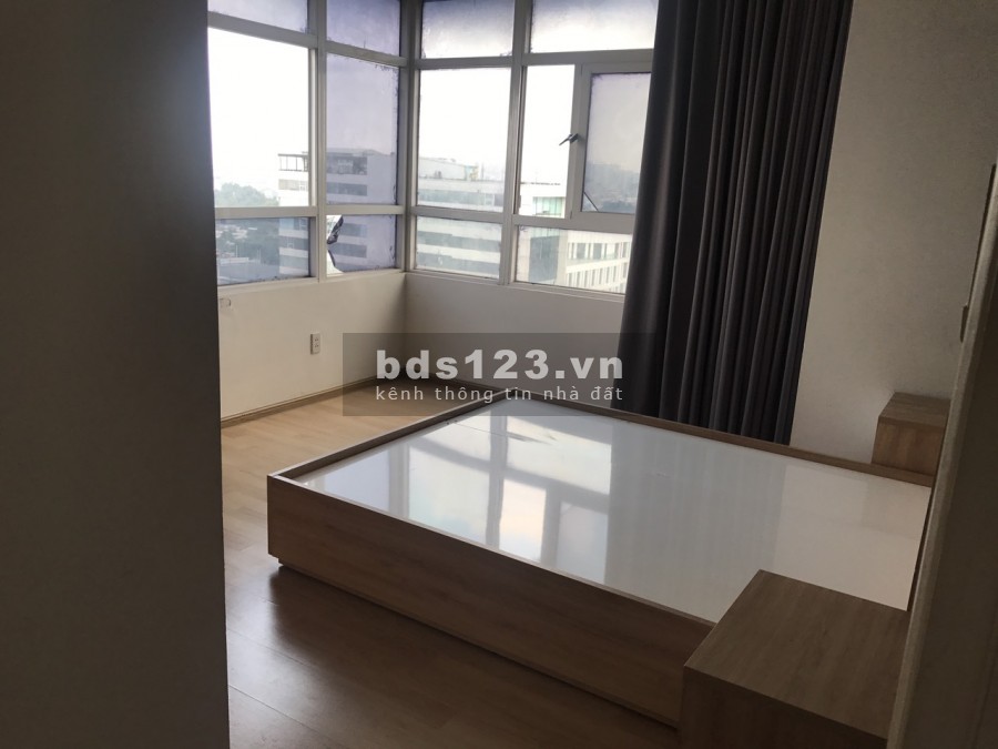 Thuê căn hộ 3 phòng ngủ /2WC DT 96m2 Cộng Hòa Plaza full tiện nghi Tel 0942.811.343 Tony Xem ngay hôm nay