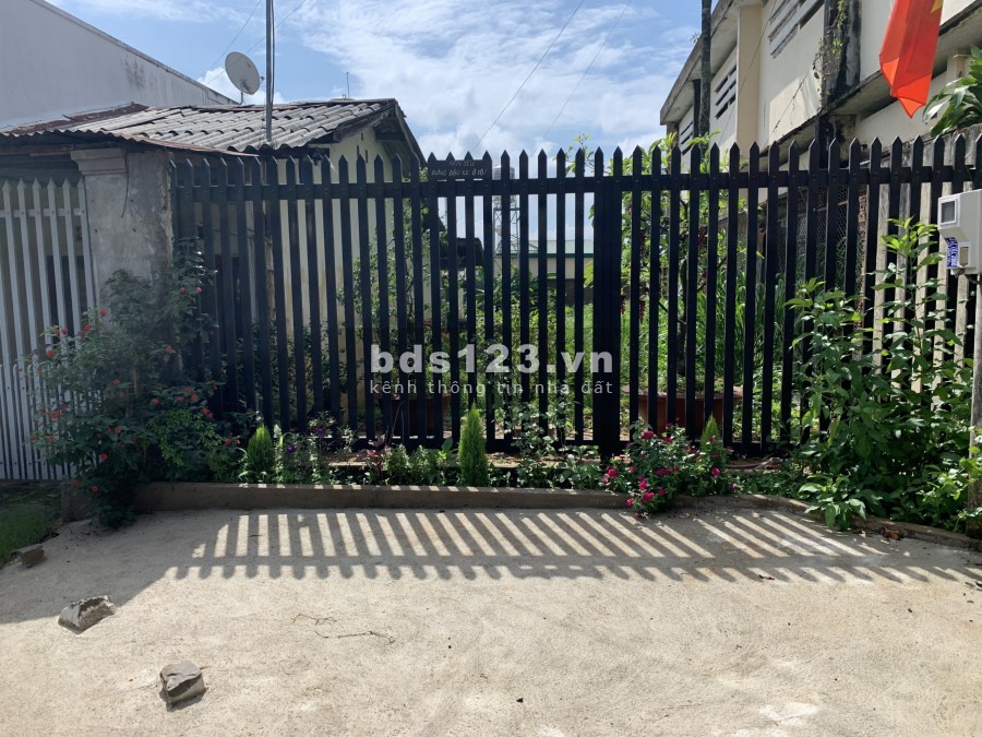 Bán đất ngay trung tâm thành phố Bảo Lộc, 252m2 giá chỉ 15tr/m2, đất full thổ cư, LH 0768900069