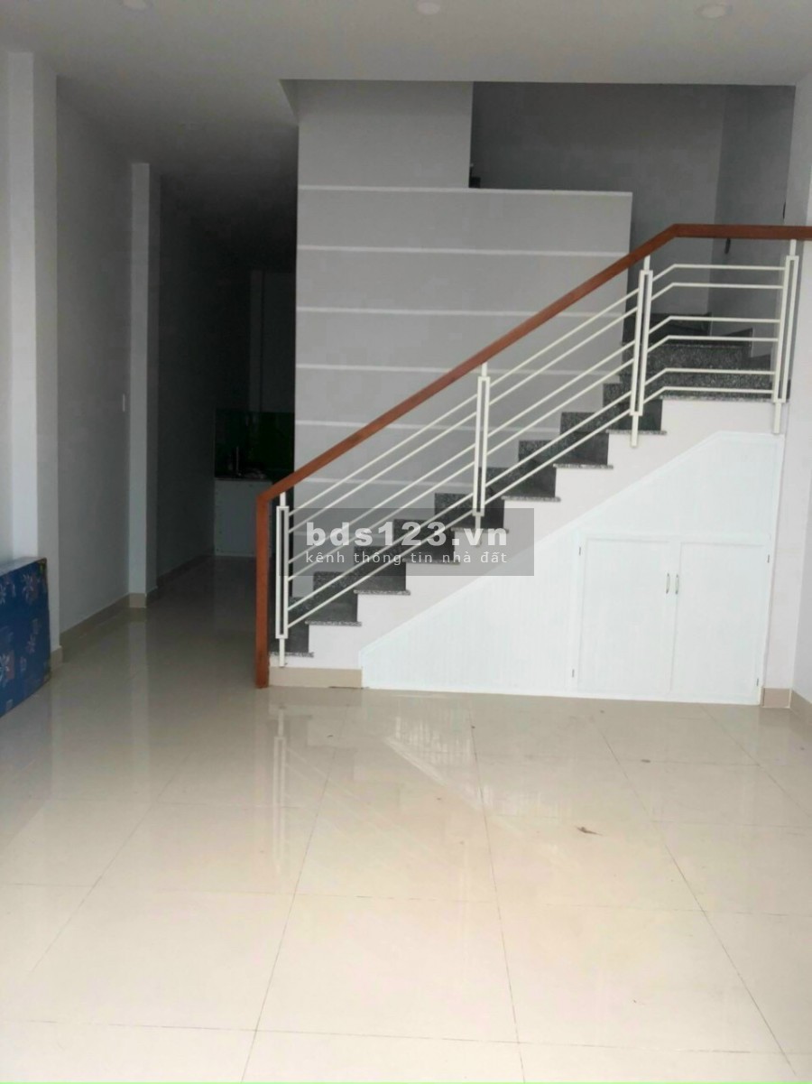 Bán nhà Quang Trung, hẻm xe hơi, dt 4.3x12, 50m2, giá chỉ 4.75 tỷ