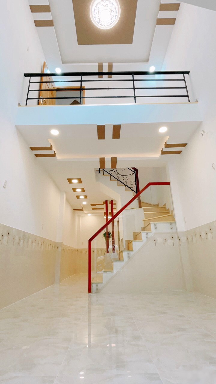 Nhà (3.6*12m) lửng, 3 lầu đúc BTCT hẻm 184 Âu Dương Lân P3 Q8