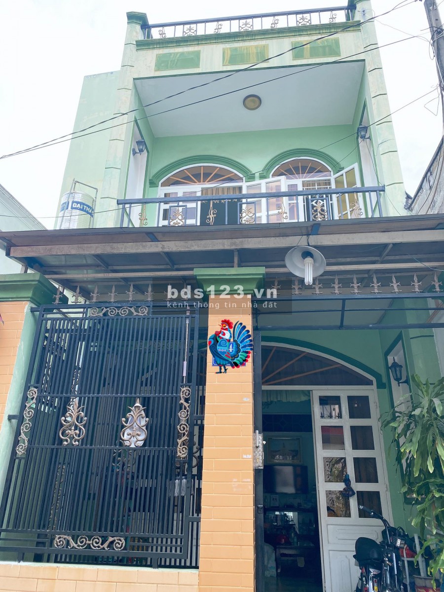Bán nhà Quận Gò Vấp đường Quang Trung Phường 12 - 86M2 - 3 Tầng Giá 4.5Tỷ định cư bán gấp