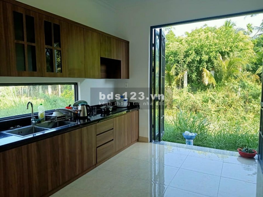 Dinh thự mini tại ngoại ô TP. Nha Trang, phong cách châu Âu, thổ cư 100%