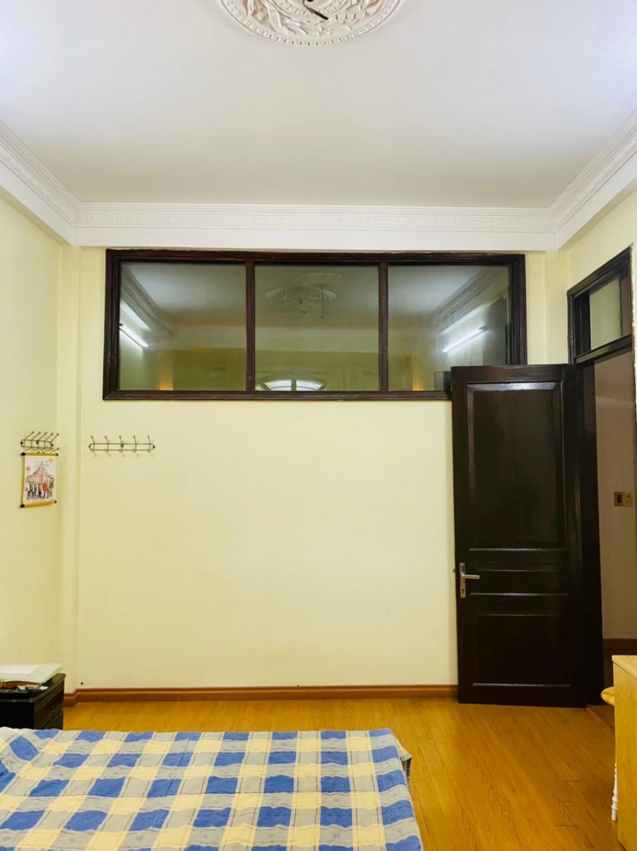 Bán nhà Tôn Thất Tùng, ngõ thông, 2 thoáng, 46m*4T, MT 4.2m, 4.15 tỷ, 0888104444
