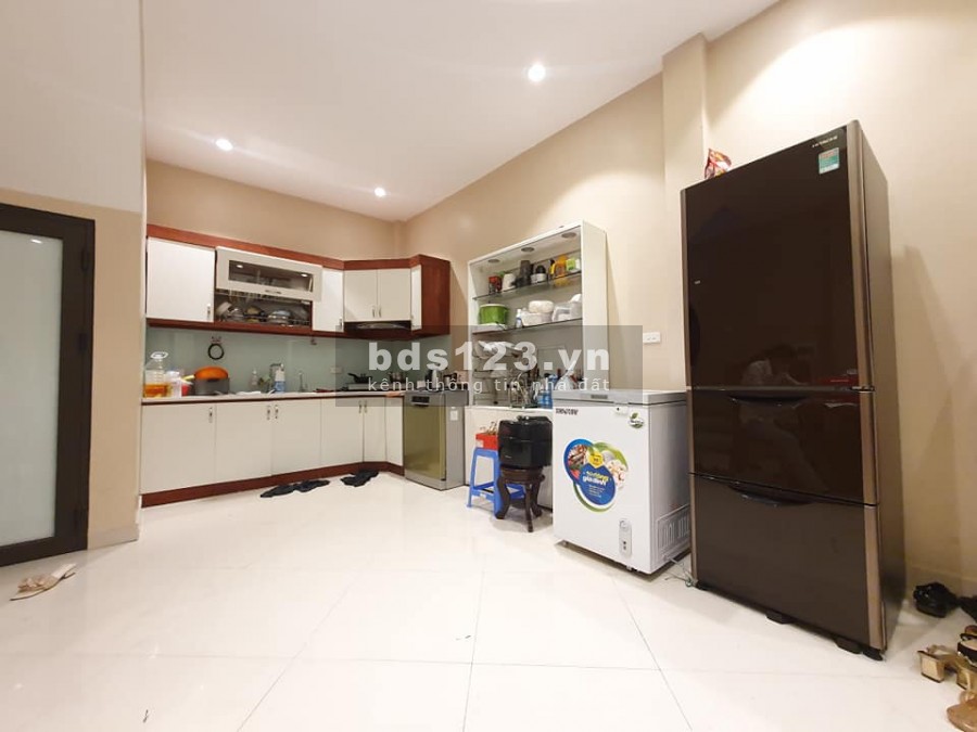 Bán nhà Nguyễn Lương Bằng 40M2, 4 tầng, MT 5m, 4.6 tỷ, tặng nội thất, nhà mới, sổ đỏ