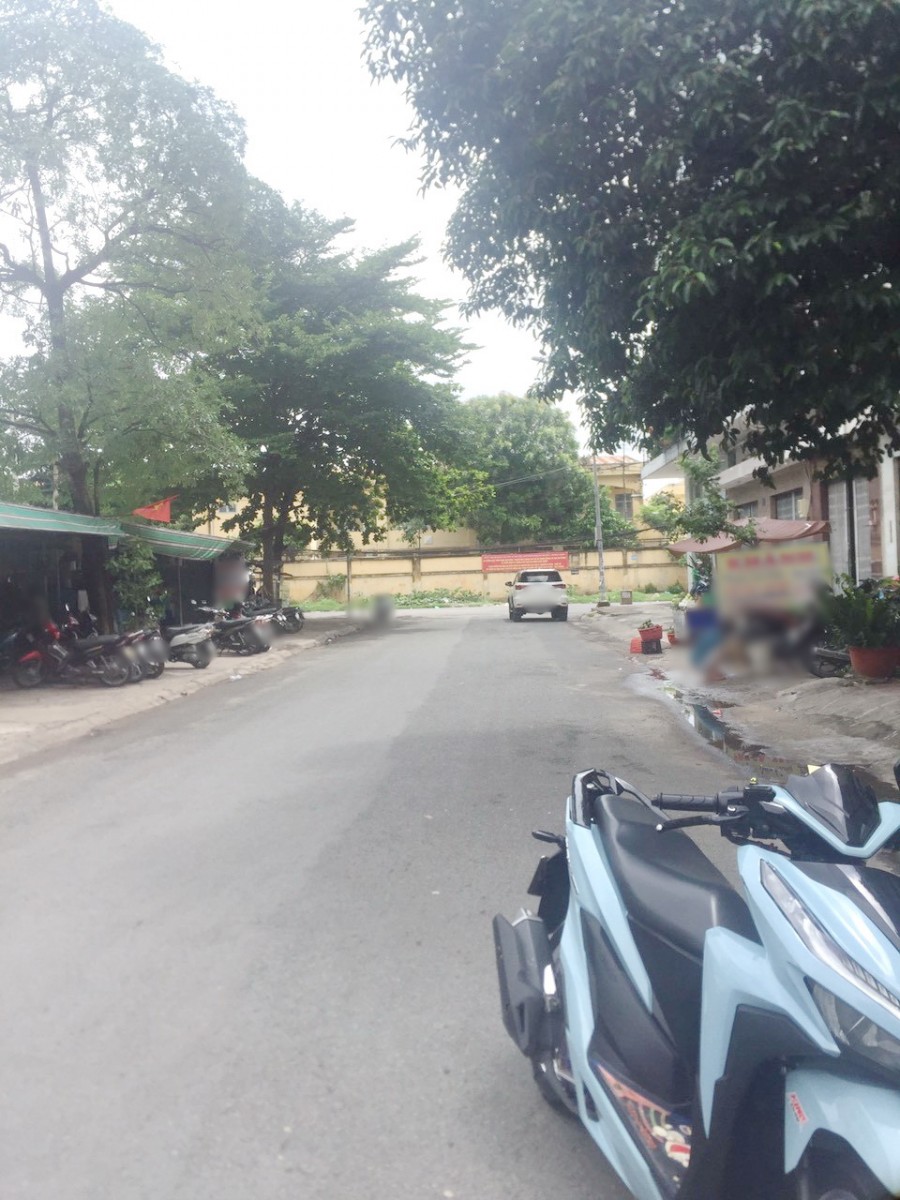 Bán nhà Mặt Tiền KDC Bình Đăng P6 Q8 (KC 2 lầu ST)