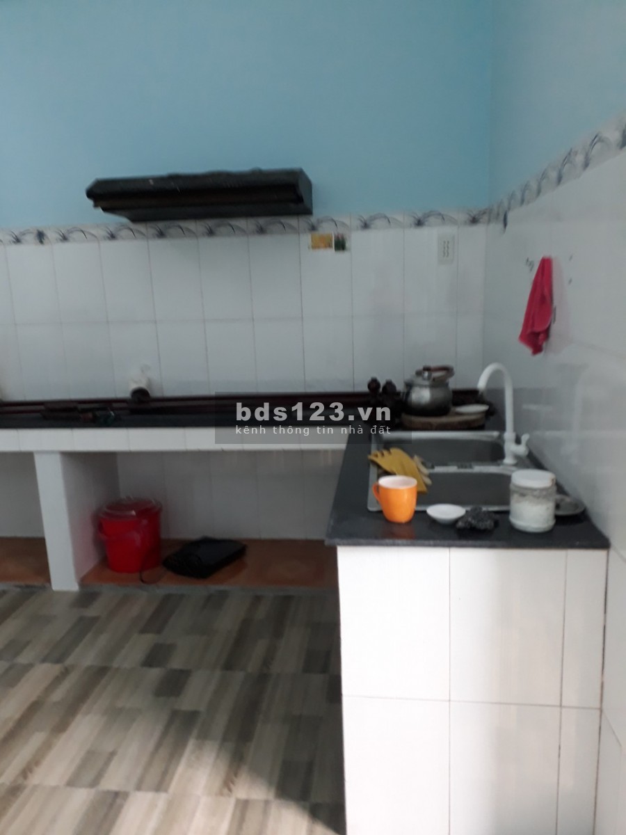 Cho thuê nhà 5x25 Có sân oto Hẻm xe hơi QL13