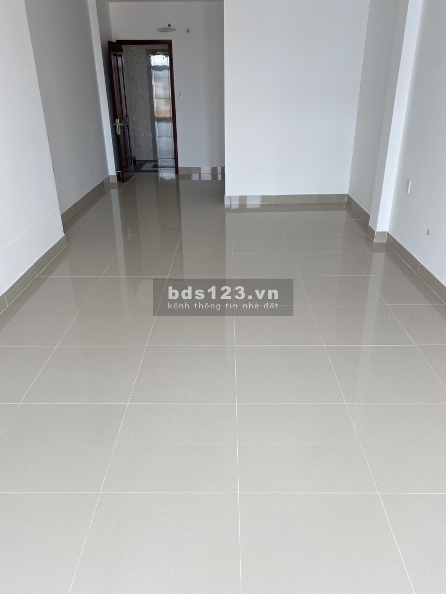 MT Mới Xây Nguyễn Trung Trực 4x18 Trệt 5Lầu-ST Giá 40Tr/th