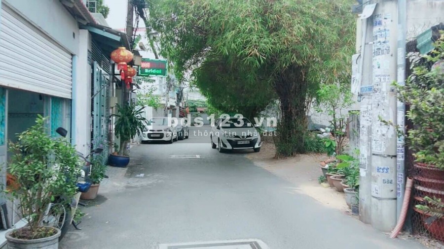 Bán nhà Quang Trung, hẻm xe hơi, dt 4.3x12, 50m2, giá chỉ 4.75 tỷ