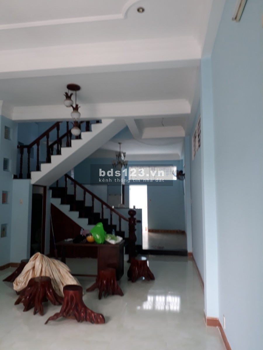 Cho thuê nhà 5x25 Có sân oto Hẻm xe hơi QL13
