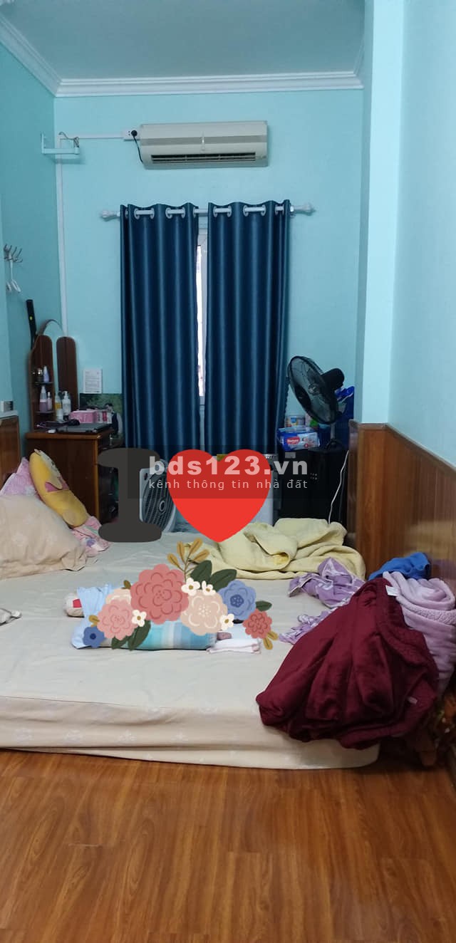 Bán nhà Hoàng Mai, gần phố, ngõ thông rộng các ngả, an sinh tốt, khu văn minh, 2.5 tỷ