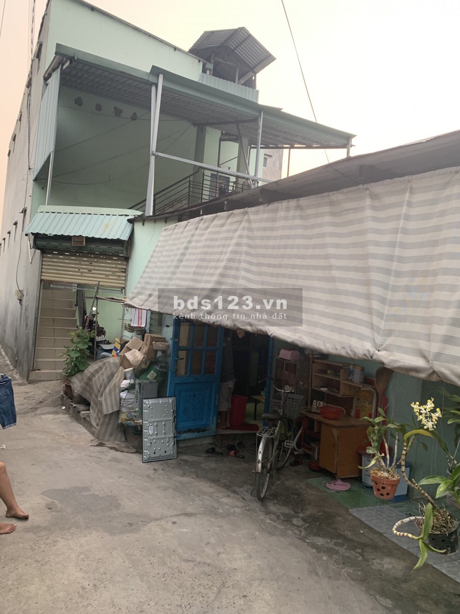 Cần vốn làm ăn nên bán gấp dãy phòng trọ 02 tầng xây cực kì kiên cố tại hẻm 226, đường số 8, phường Linh Xuân, thành phố Thủ Đức.