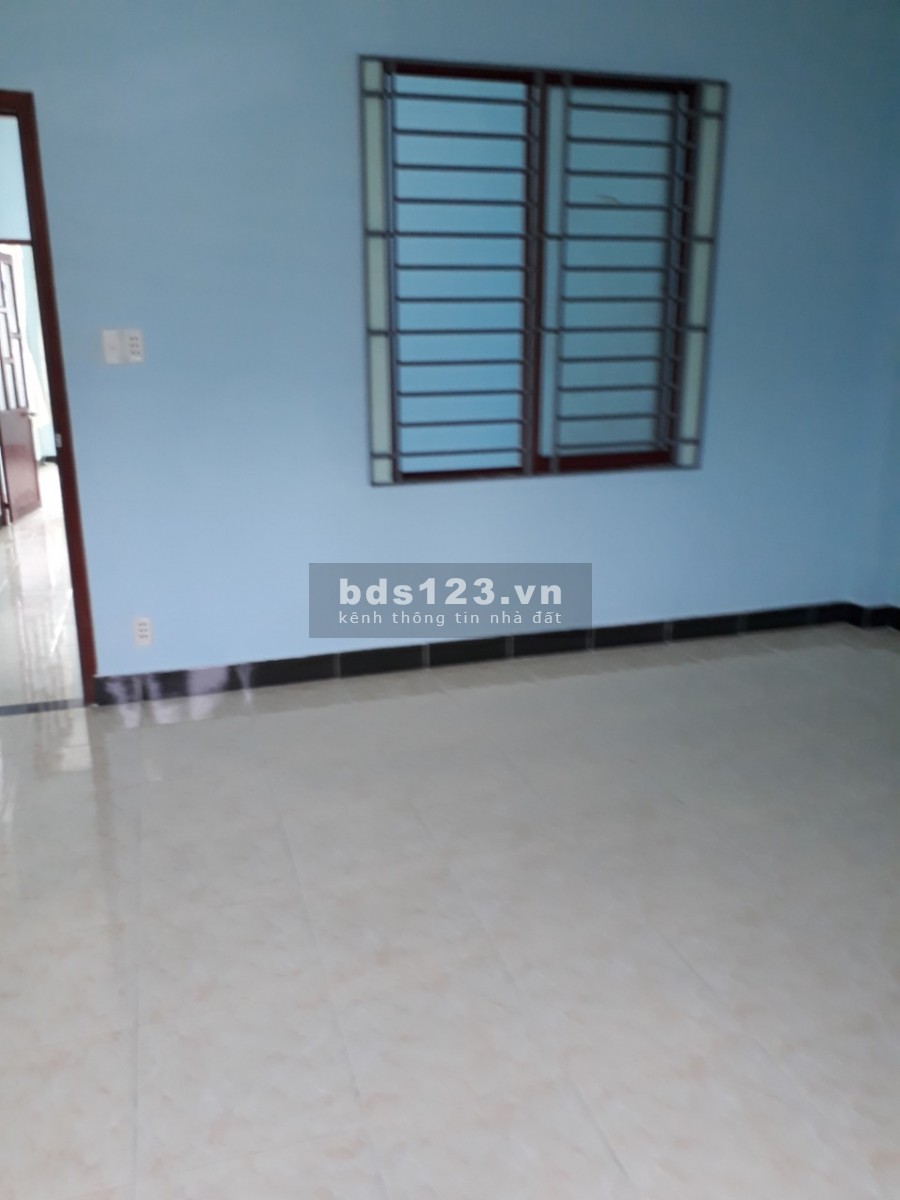 Cho thuê nhà 5x25 Có sân oto Hẻm xe hơi QL13
