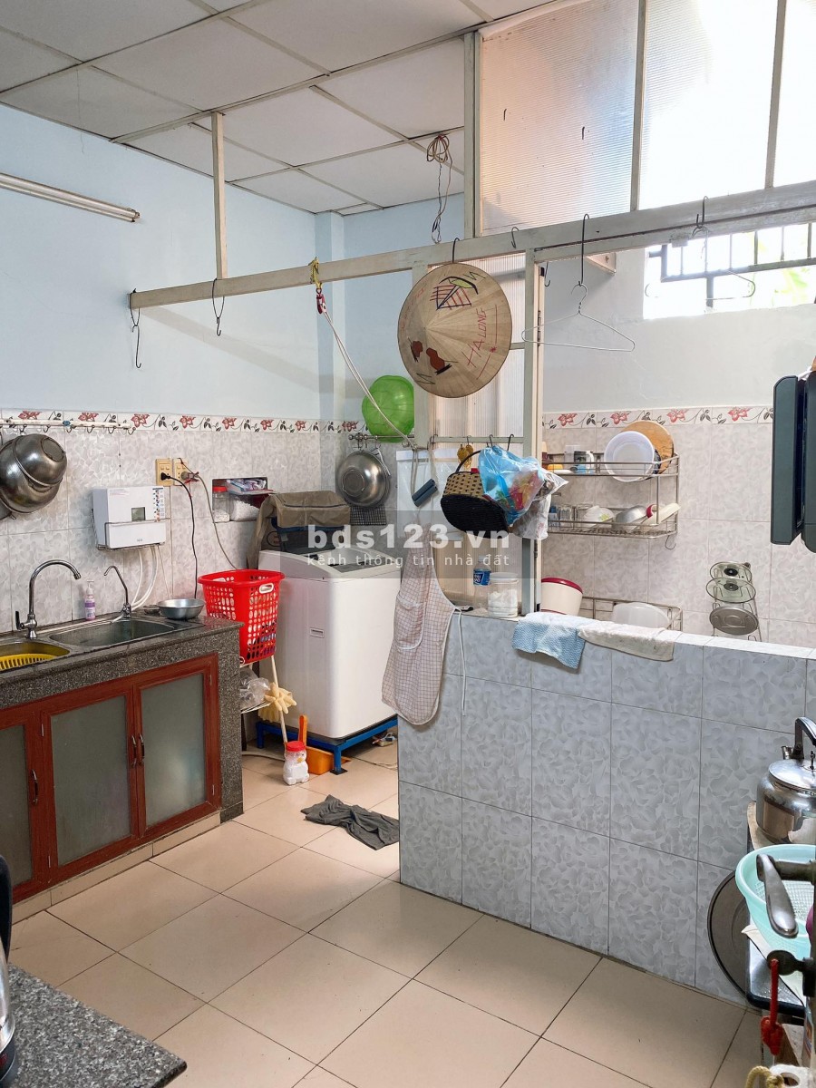 Bán nhà Quận Gò Vấp đường Quang Trung Phường 12 - 86M2 - 3 Tầng Giá 4.5Tỷ định cư bán gấp
