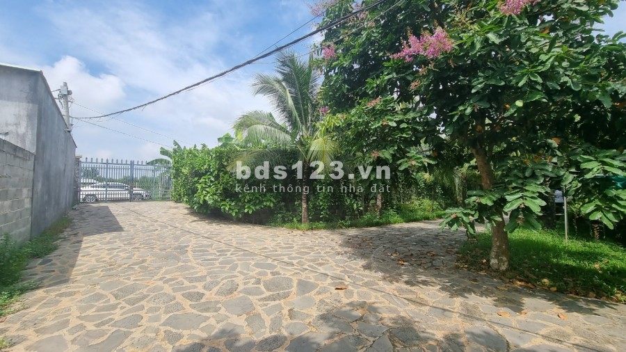 Bán nhà vườn nghỉ dưỡng 20000m2 Thạnh Phú Vĩnh Cửu gần hương lộ 15