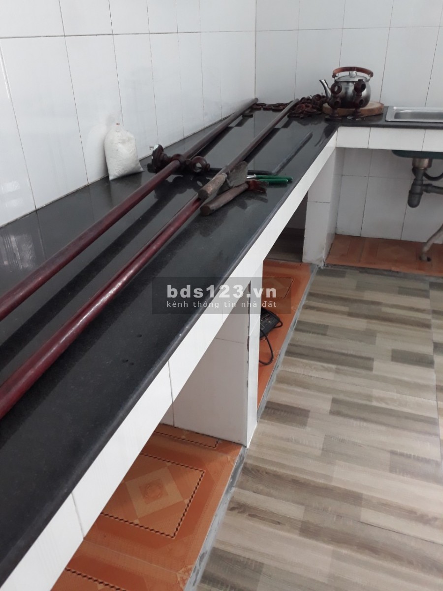 Cho thuê nhà 5x25 Có sân oto Hẻm xe hơi QL13