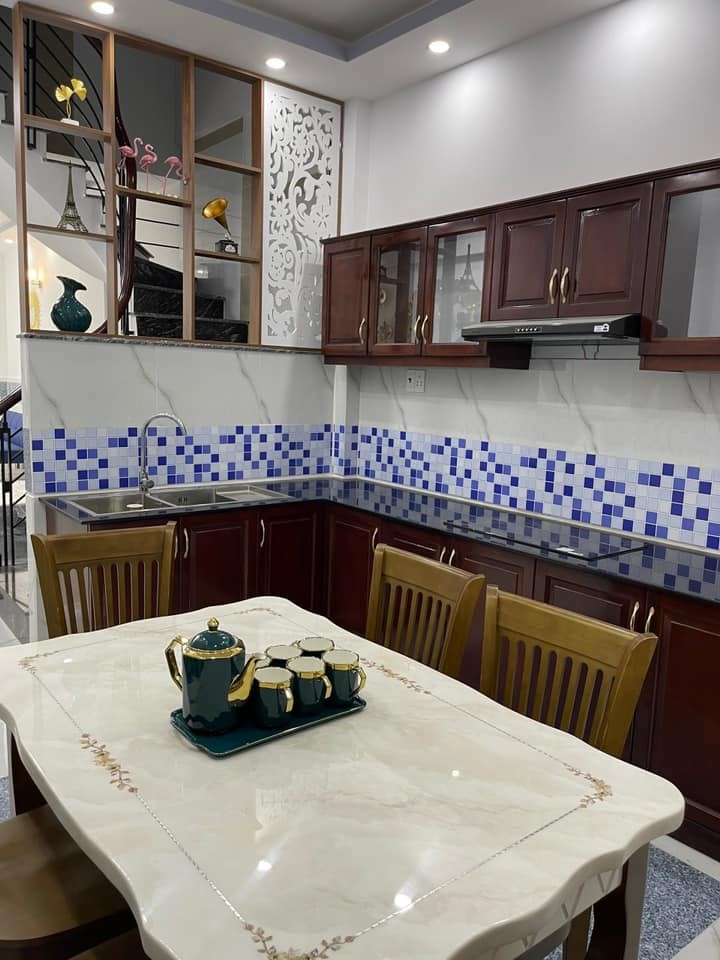 Nợ ngân hàng Bán nhà hẻm xe hơi 625 Trần Hưng Đạo, Phường 2, Quận 5, 33M2, 3PN, 3WC, 3 Tầng, giá 5 tỷ 1