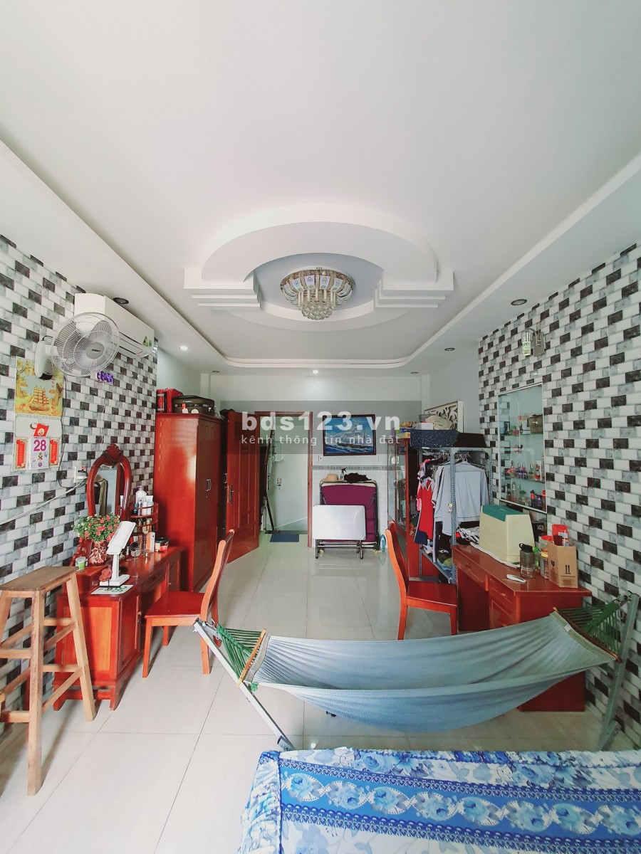 [RẺ] Bán nhà đường Gò Dầu, Q Tân Phú, 80m2, 2 tầng, hẻm xe hơi 6m, chỉ 6 tỷ 4 (80tr/m2)