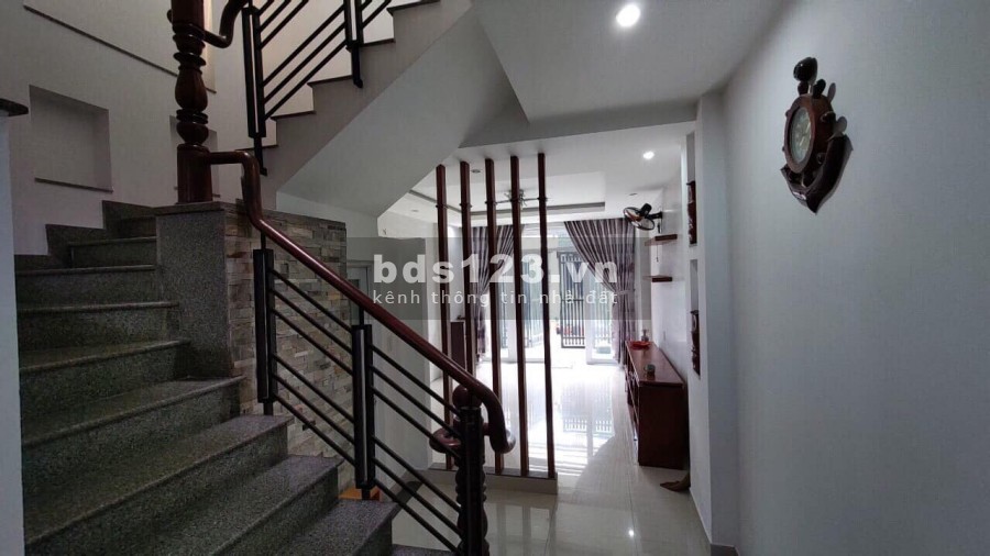 Bán nhà gần Nơ Trang Long, 52m2, ngang khủng 5,1m, chỉ 4 tỷ 500 triệu