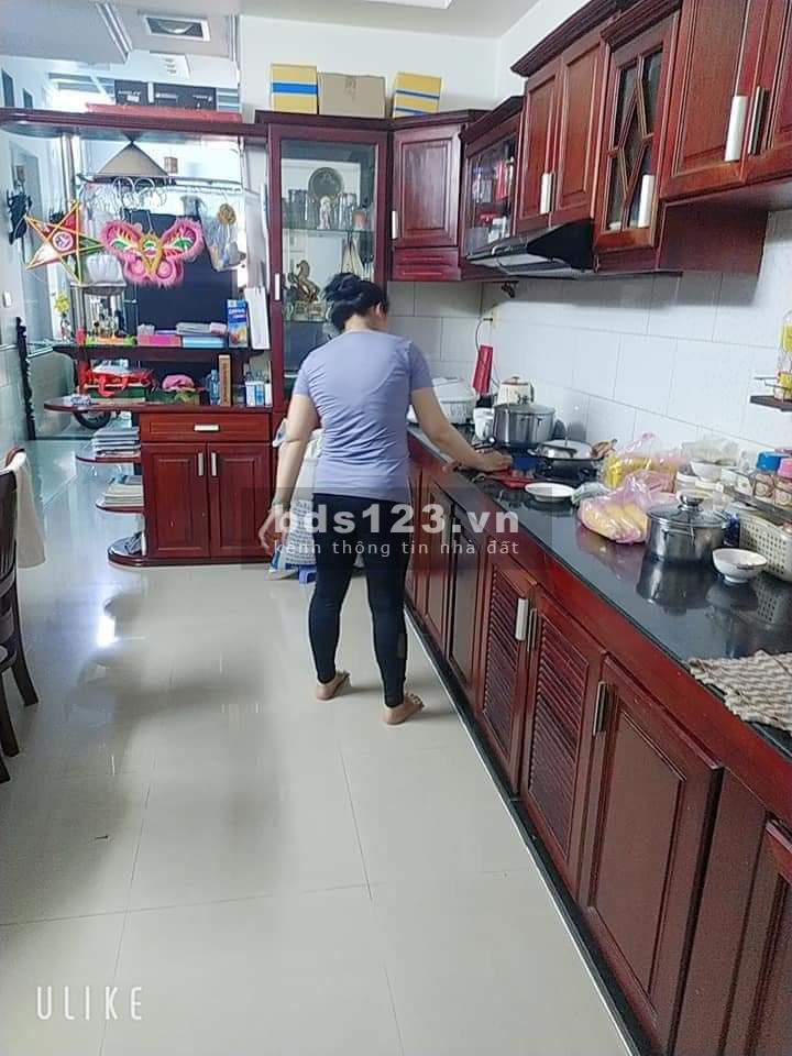 Nợ Nhiều Bán Gấp Nhà Thống Nhất 72 m2 (4x18), 4 lầu nhỉnh 6Tỷ.