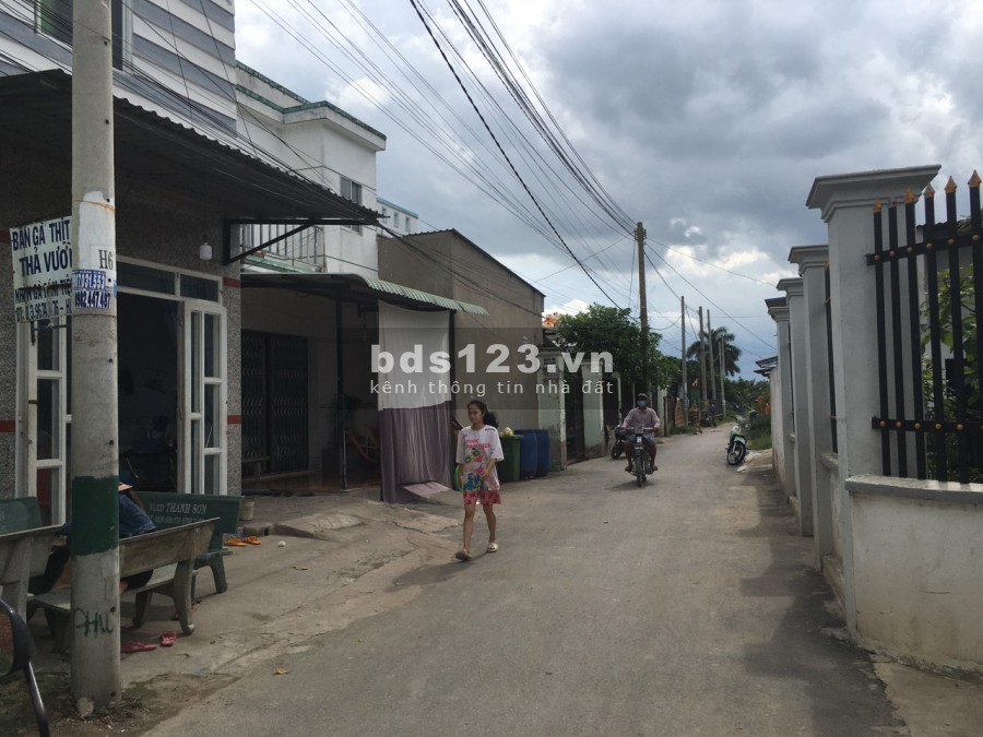 CC bán gấp 184m2 Ấp Mới 2 MHN, Giá 8,7 Tr/m2 SHR