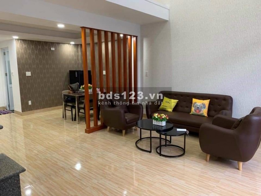 Bán nhà 3 tầng mới mặt tiền số 40C đường Lam Sơn, p.Phước Hòa, tp.Nha Trang