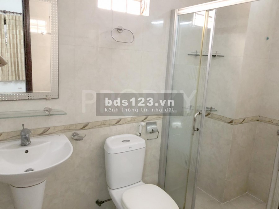 Nhà MT Hậu Giang, 8PN-6WC, full nội thất, Khu Sân Bay, 37 triệu/tháng