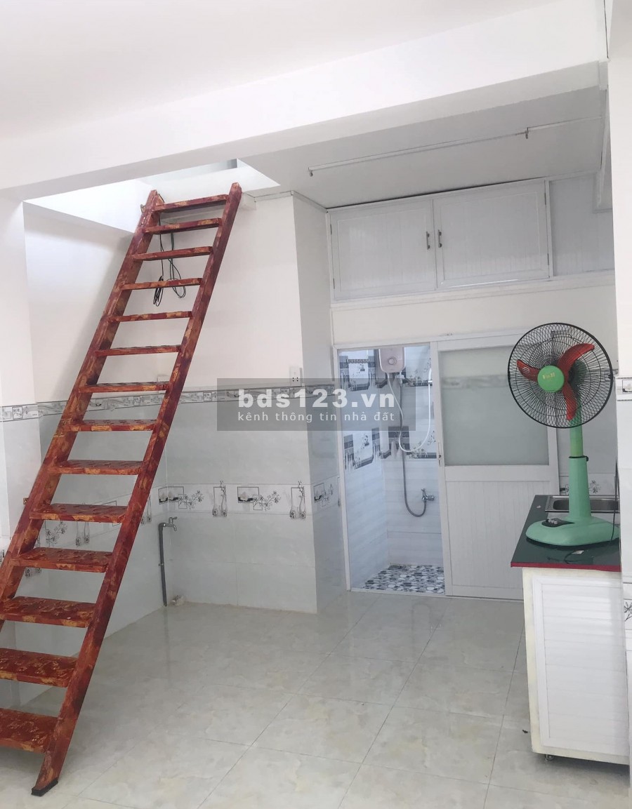 Nhà ngay trung tâm Thiên Phước, 18m2, ngang 6m, hxh, chỉ 1 tỷ 925