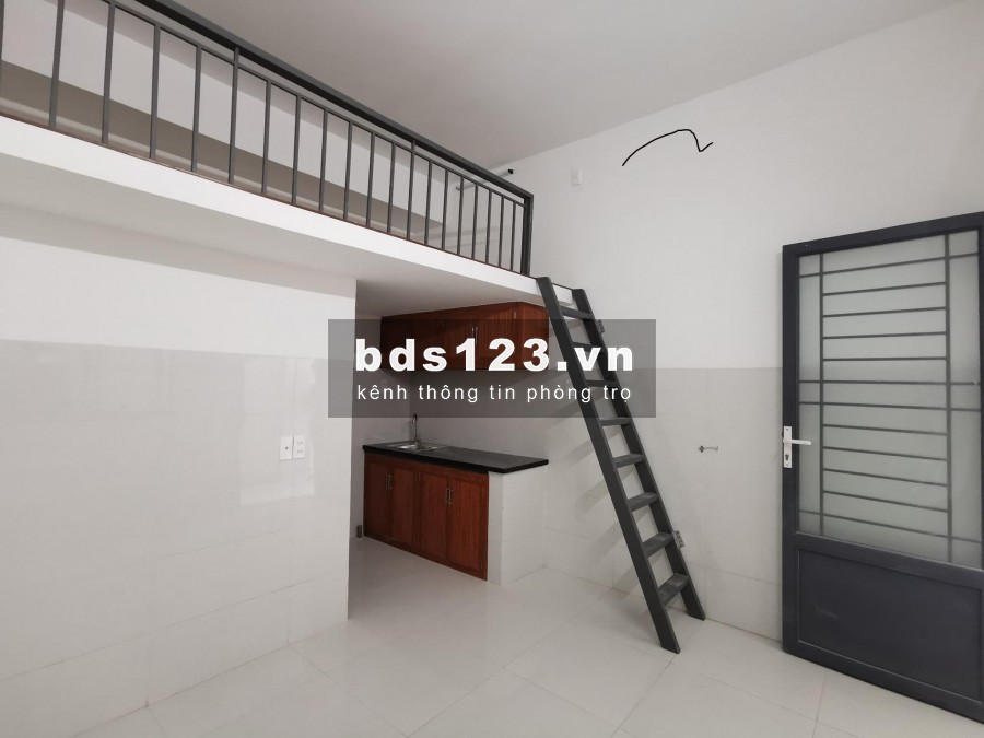 Phòng Trọ Bình Dân Sạch Sẽ, Có Gác Gía Rẻ ở Bình Tân