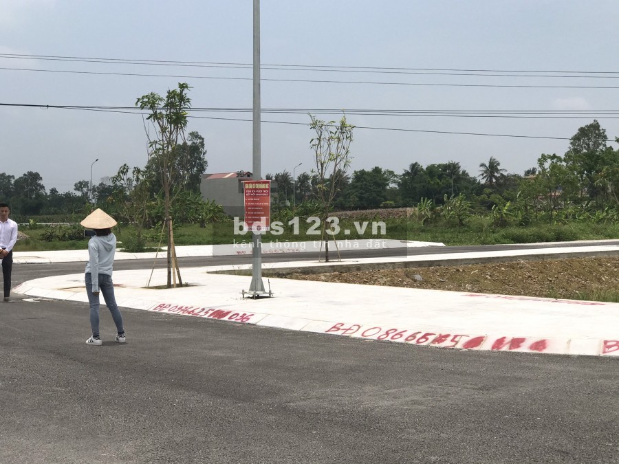Cần bán đất nền full thổ cư nằm ngay Quốc Lộ 10 tại tt Bút Sơn, Hoằng Hoá, Thanh Hoá, lh 0911808793