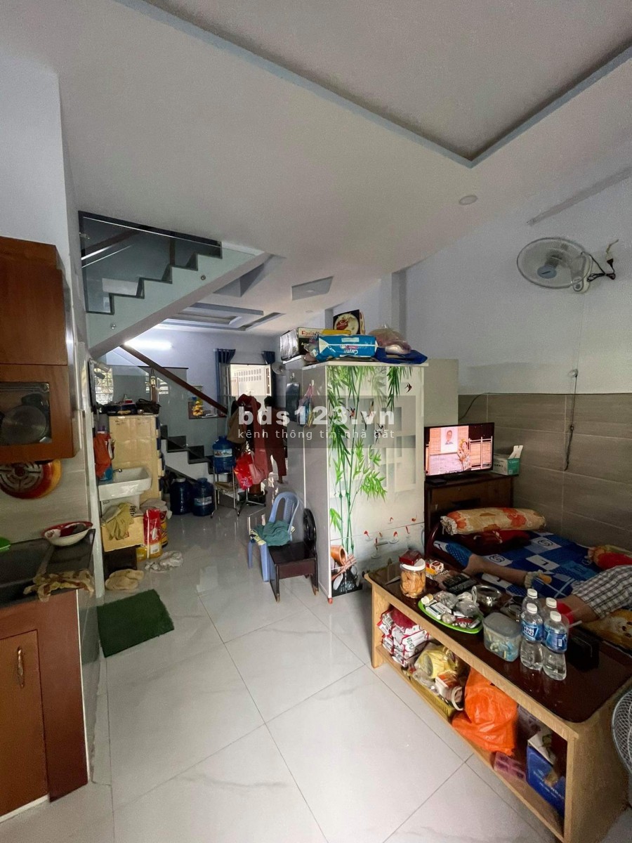 Nhà sẹc 1 đường Nguyễn Thái Sơn 60m2 chỉ có 3tỷ6