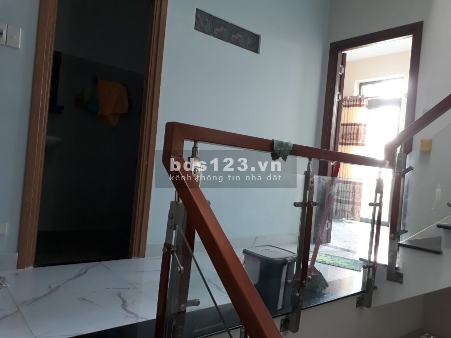 Bán nhà 1 trệt 2 lầu đường số 12 Hiệp Bình Phước TP. Thủ Đức gần QL 13