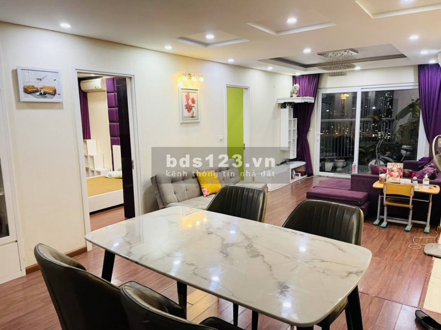 Cho thuê căn hộ ở Golden palace Mễ Trì, 3PN đủ đồ 15tr/tháng LH 0327582785
