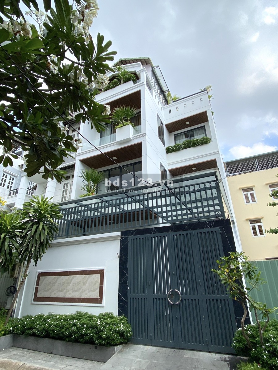 Biệt thự Bình Lợi, 120m2, Trệt 3 lầu nhà mới full Nội Thất cao cấp.
