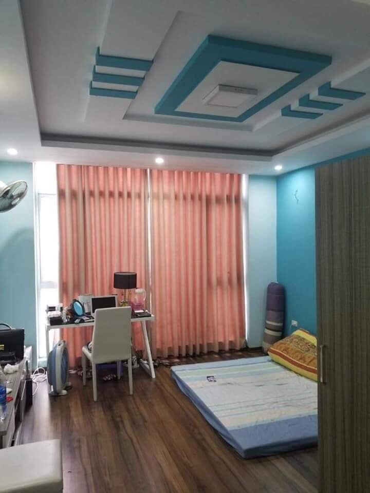 Hàng hiếm Tôn Thất Tùng chỉ 4.0 tỷ, dt 55m2, 4 tầng, nhà đẹp ở ngay, 50m ra ô tô