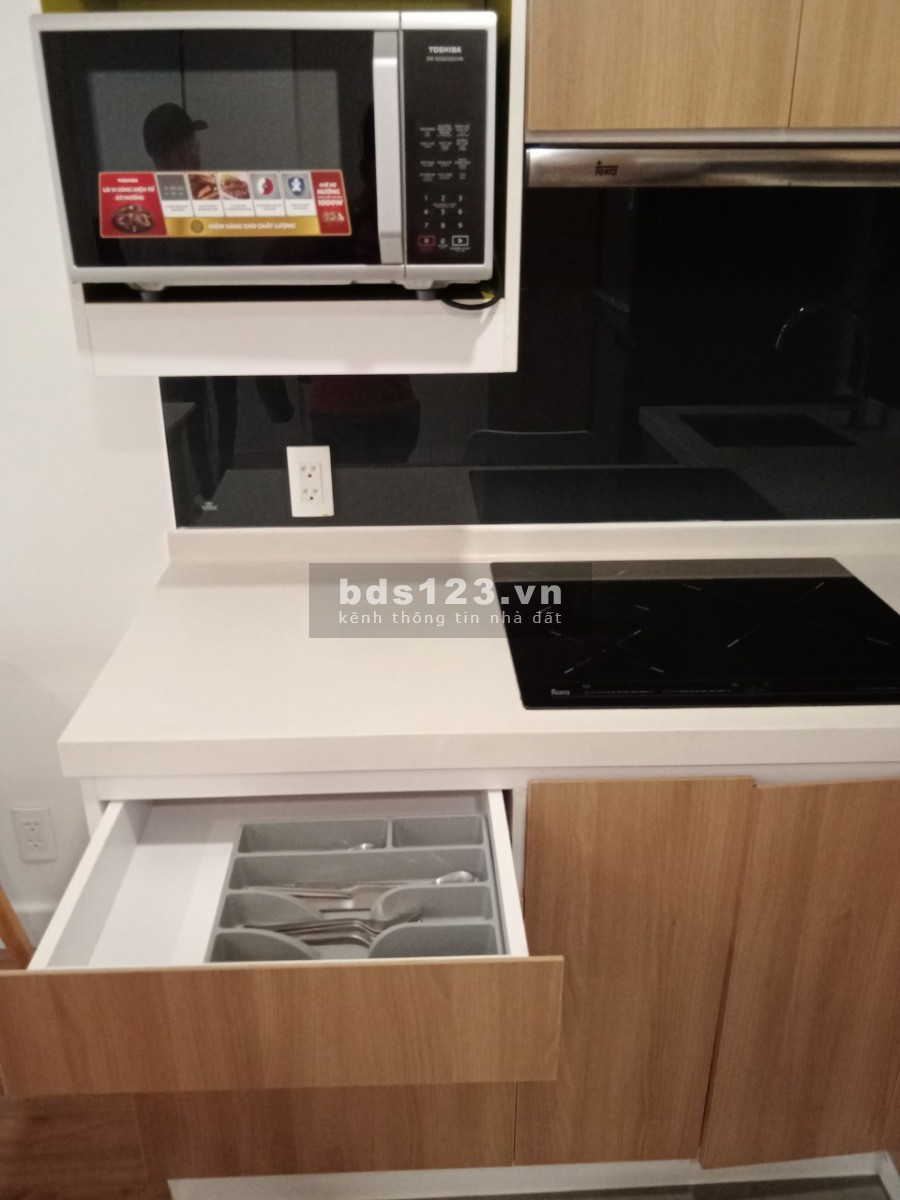 Thuê căn hộ 2 phòng ngủ/2WC nội thất mới đẹp tại Republic Plaza chỉ 16 Triệu Tel 0942.811.343 Tony